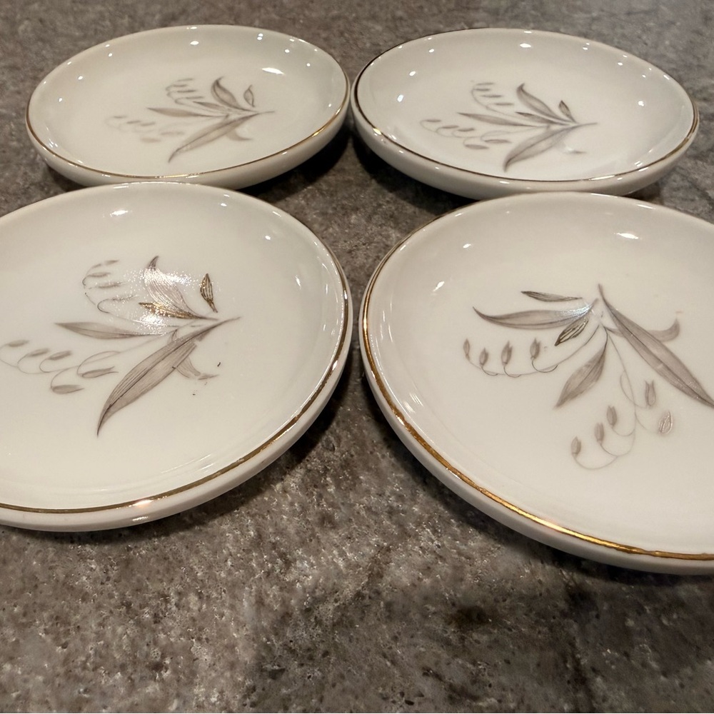 Set of 4 Vintage Kaysons Golden Rhapsody Fine China Butter Pats! 22K gold rim. - Picture 6 of 8